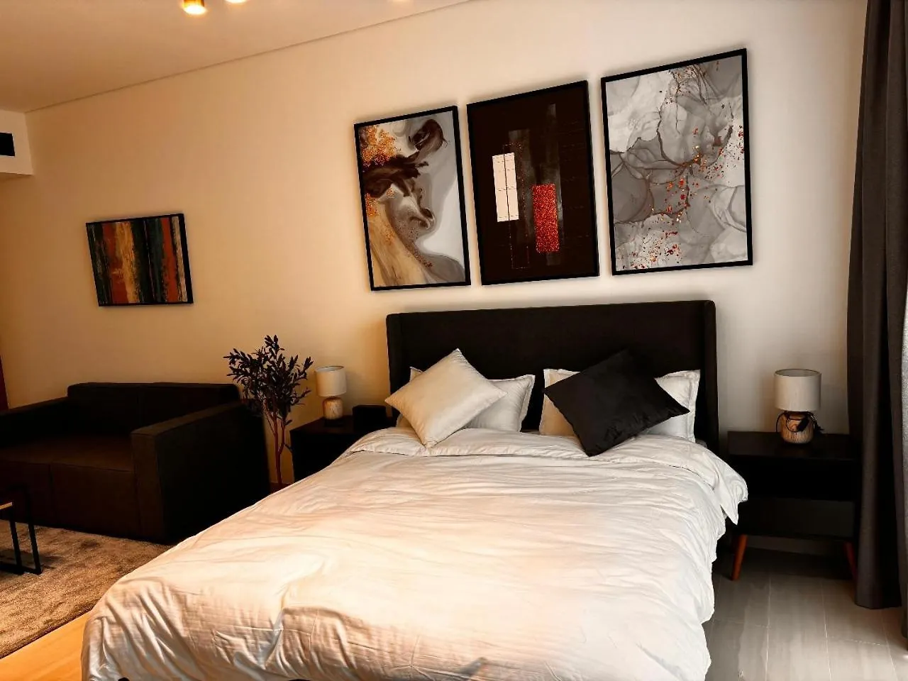 Disalvo Smart And Luxury Studio Dubai Apartment
